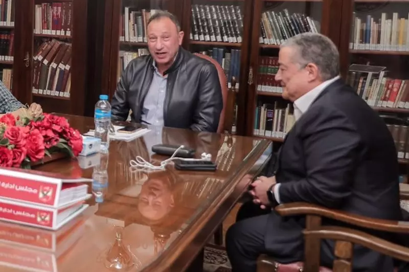 كيف تفوز قائمة الخطيب بالتزكية في انتخابات الأهلي؟